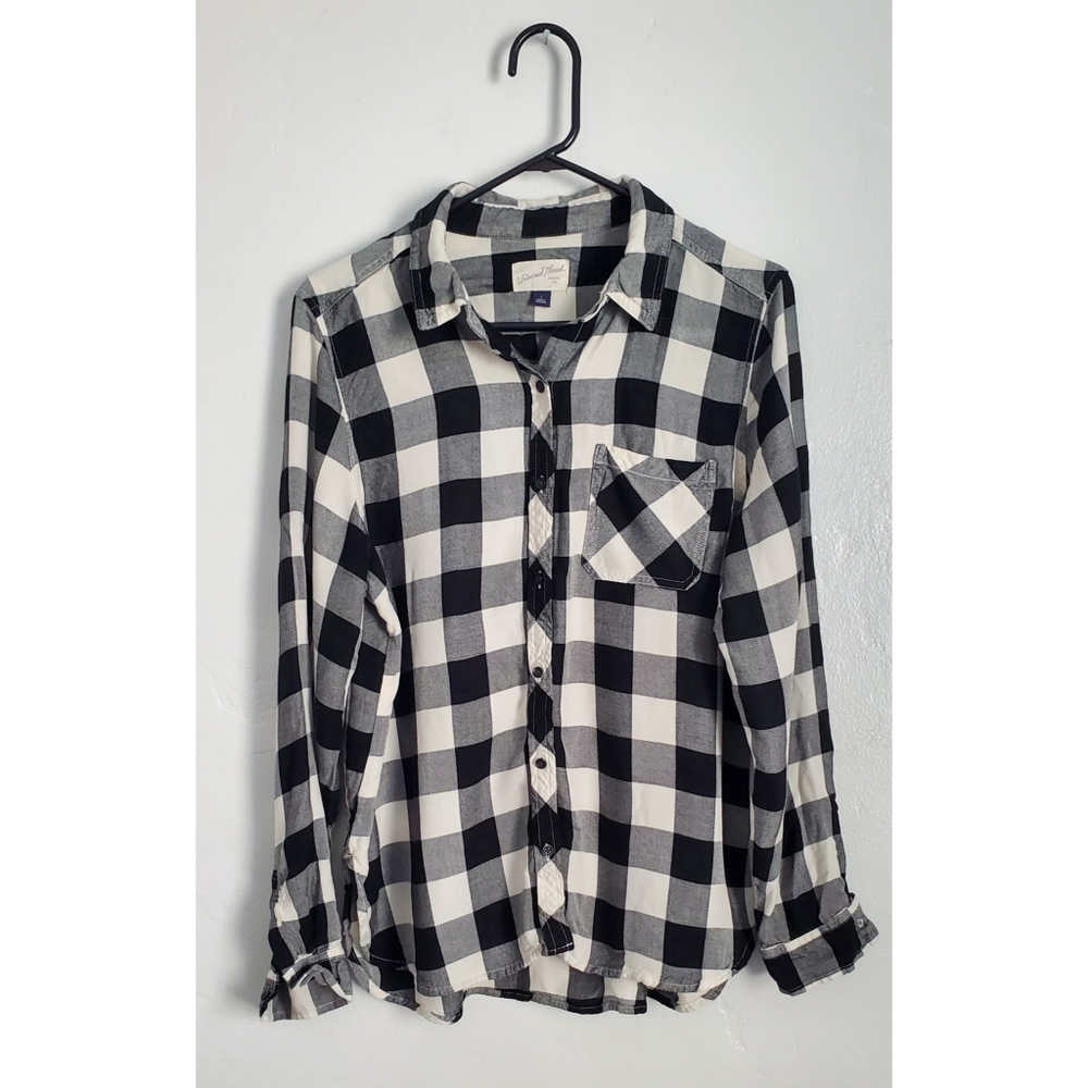 Universal Thread plaid top